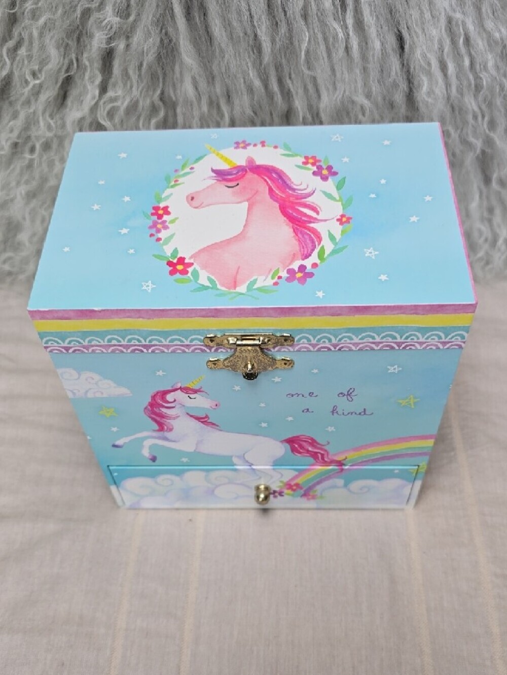 'One of a Kind' Unicorn Jewelry Box - Pastel Blue & Pink - Picture 4 of 15